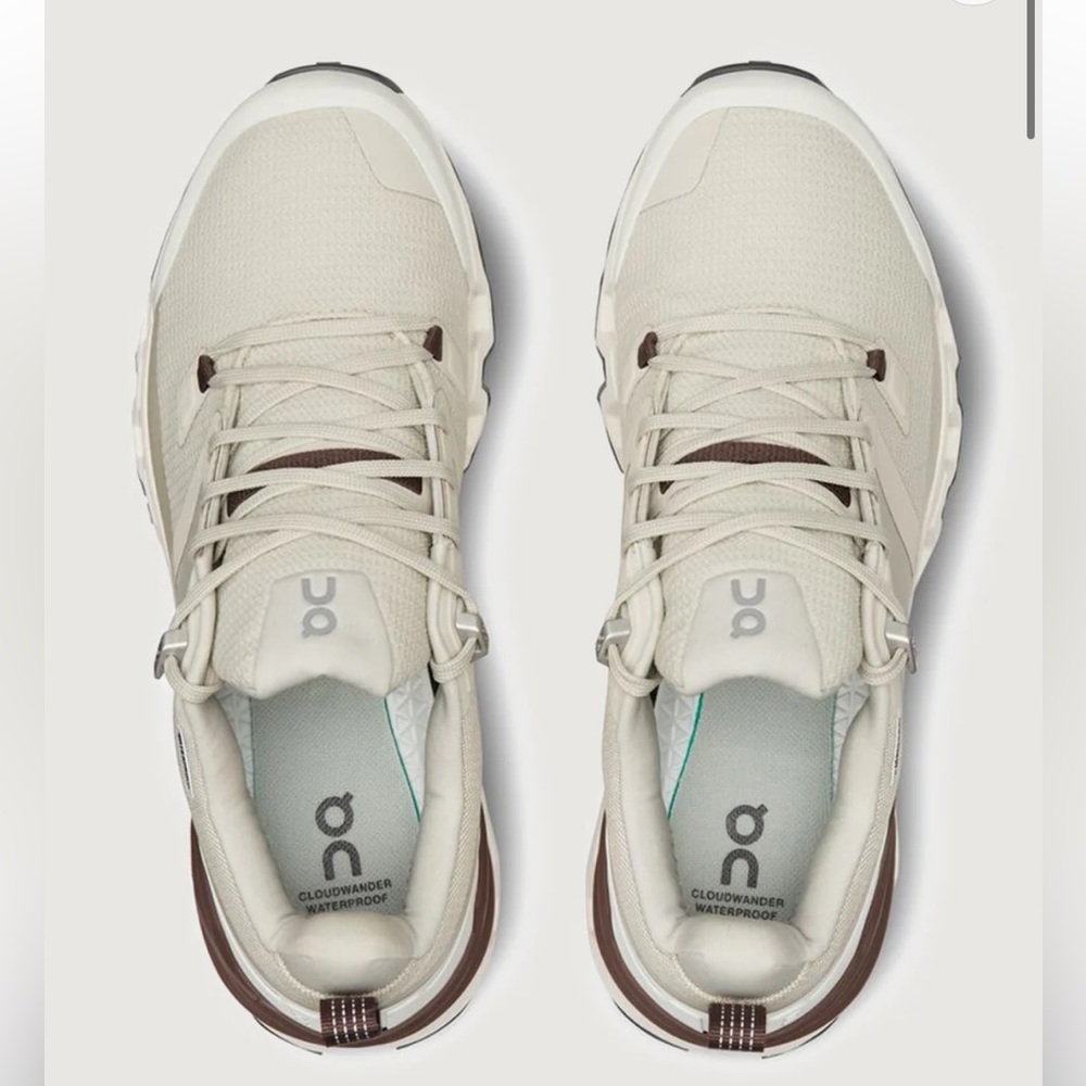 ON Cloudwander Waterproof  women size 9.5 
COLOR: SAND | IVORY $ 170 - Picture 4 of 16
